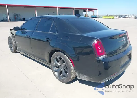 2022 Chrysler 300 S из США, поврежденный, VIN 2C3CCABG7NH228895